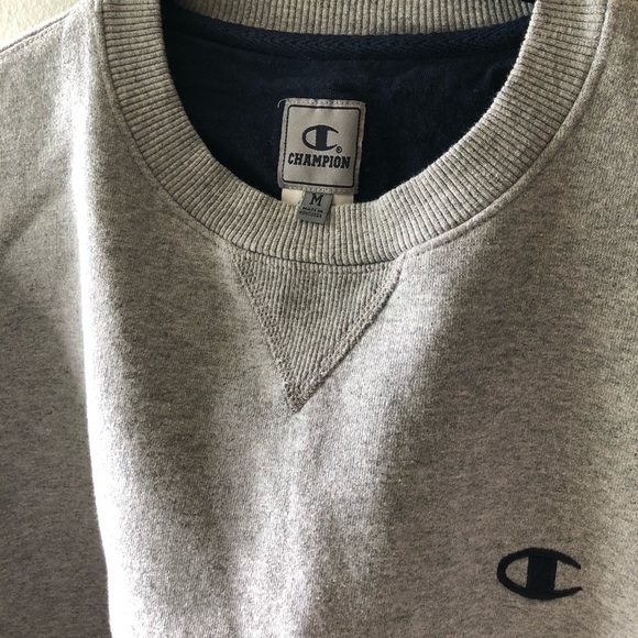 vintage grey champion crew neck sweater - Picture 4 of 4